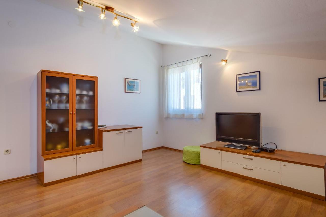 Apartman Anamarija Mali Losinj Luaran gambar